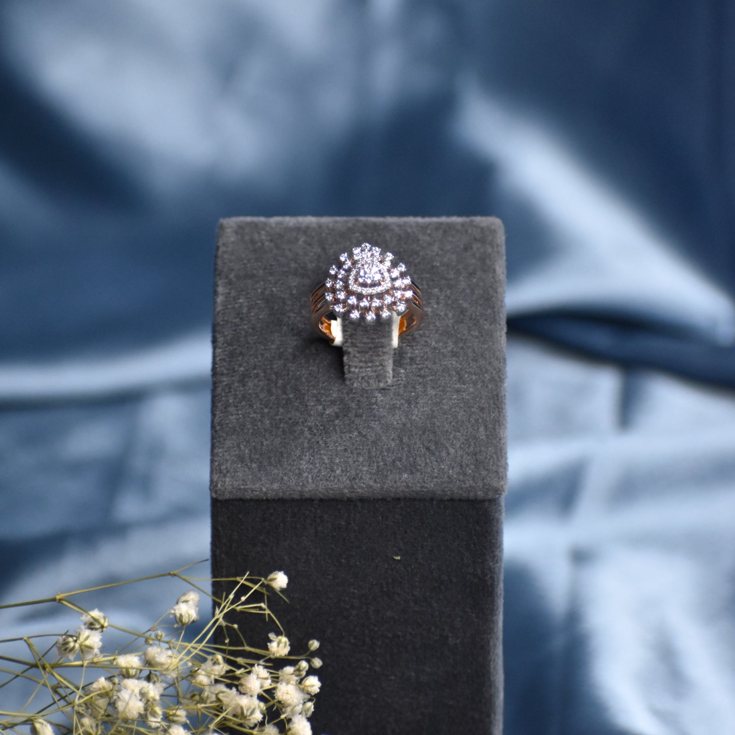 NIA Big Triangle Ring