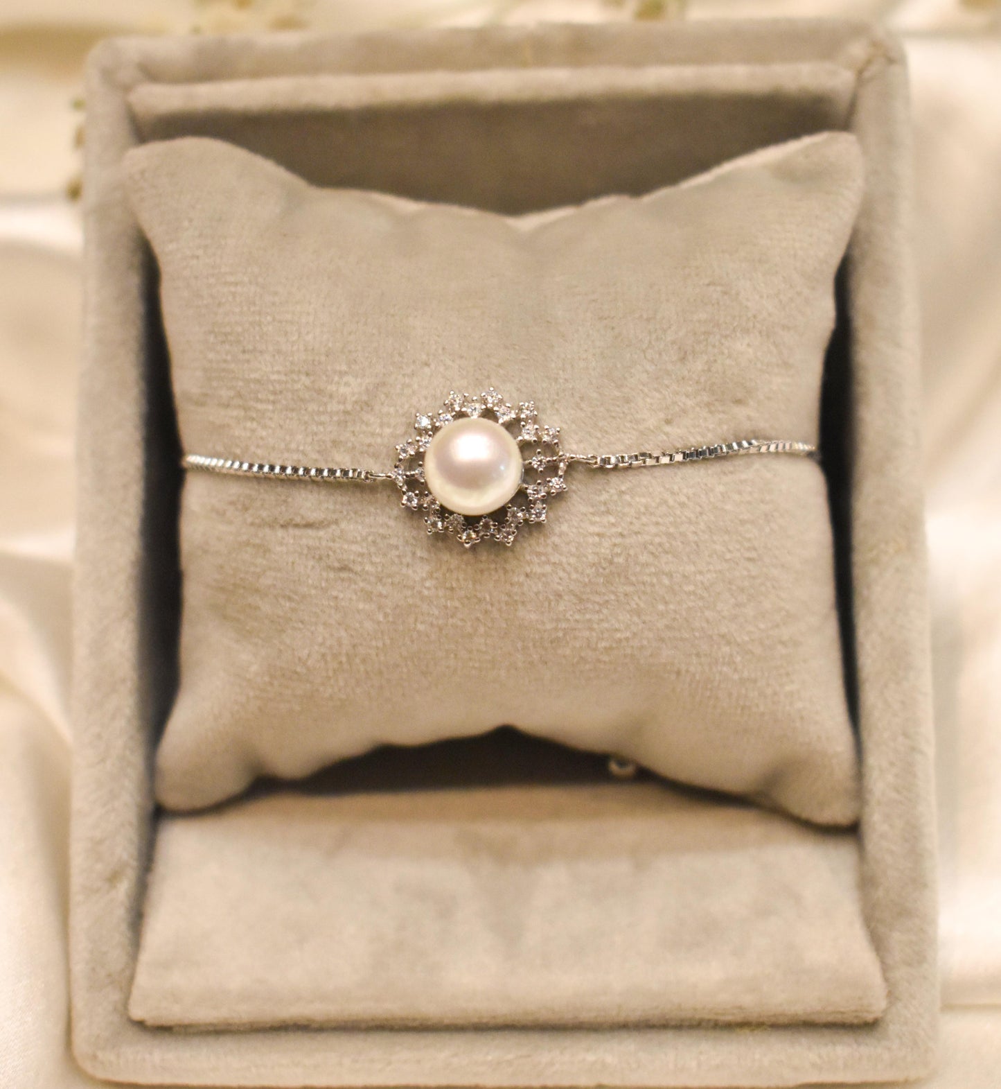Pearl Dual Color Adjustable Bracelet