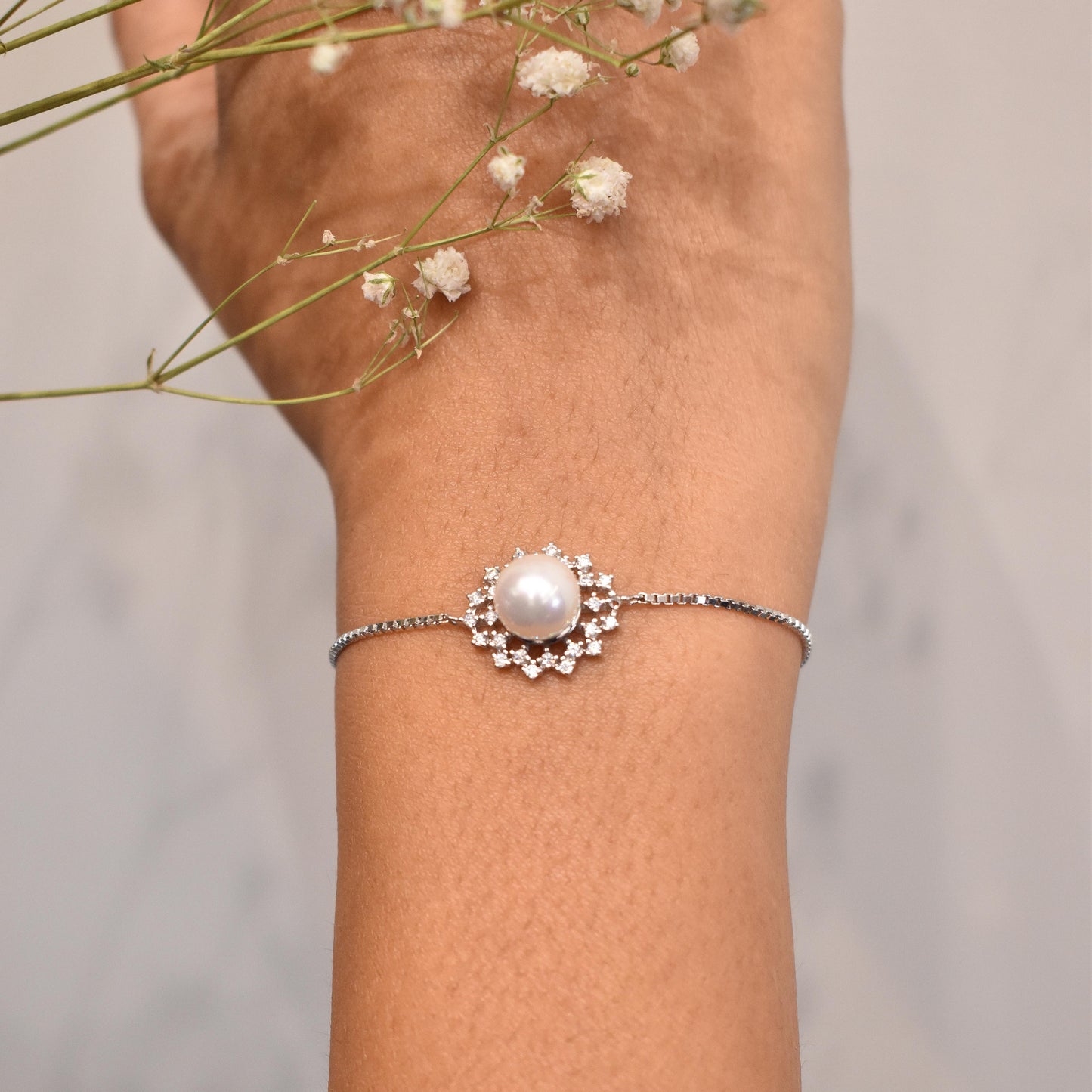 Pearl Dual Color Adjustable Bracelet