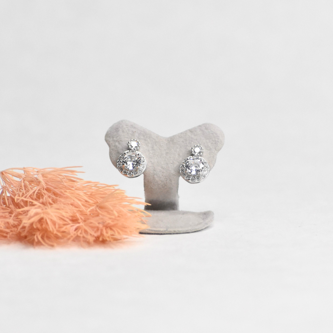 Hanging Solitaire Silver Earrings