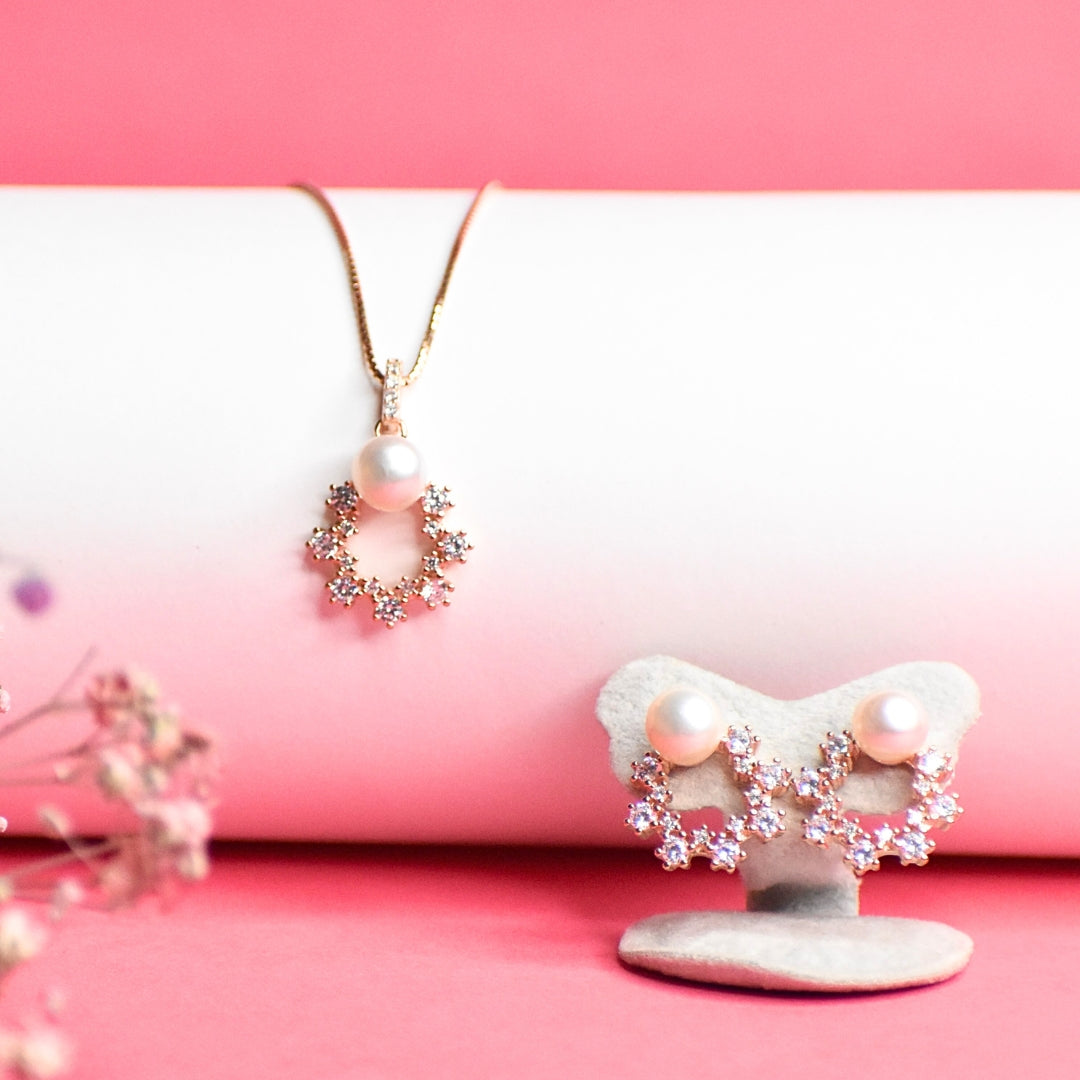 Floral Pearl Rosegold Pendant Set