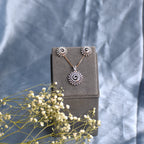 NIA Aurum Veil Pendant Set