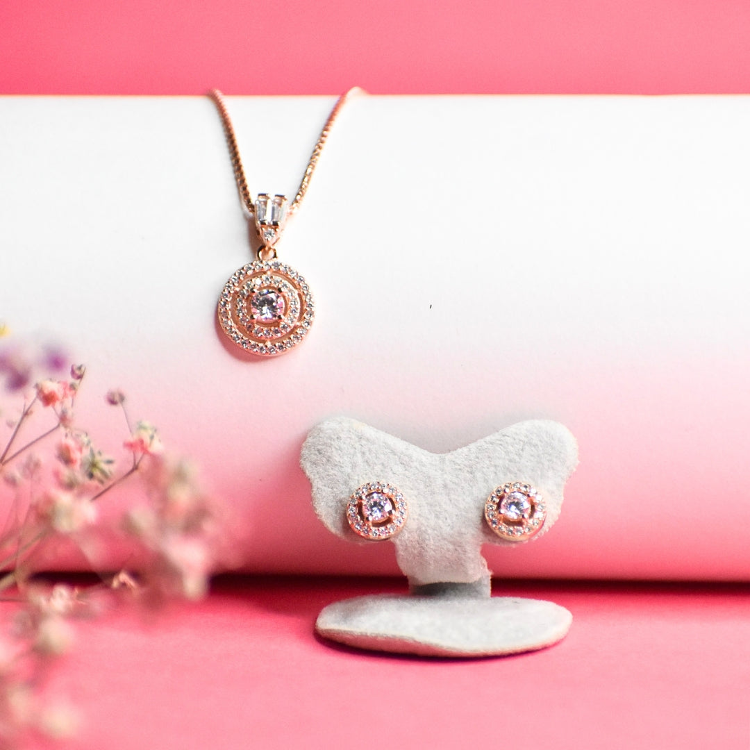 Dual Circle With Solitaire Rosegold Pendant Chain