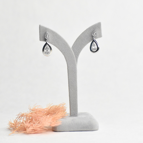 Elegant Droplet Silver Earrings