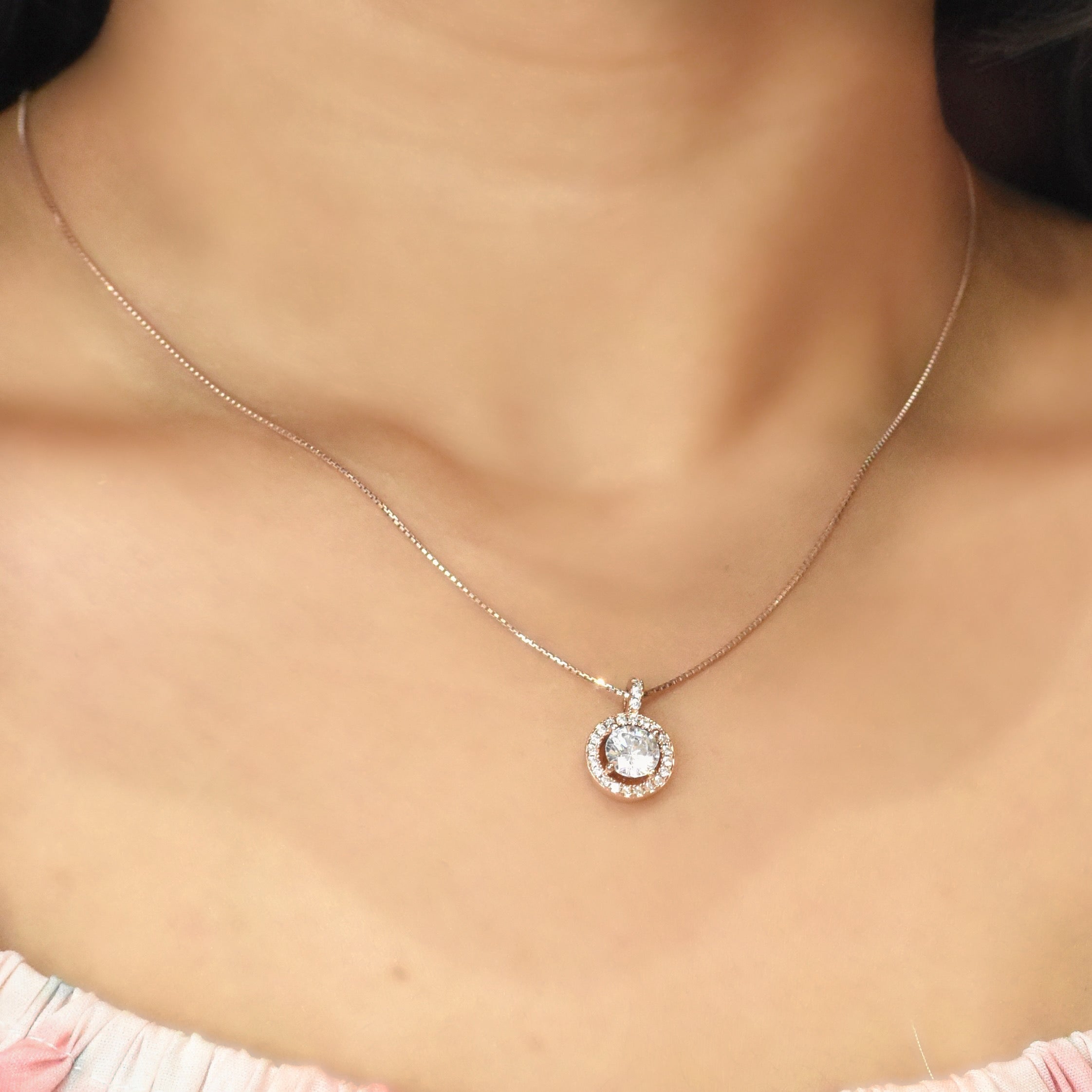 Dazzling solitaire Pendant Set