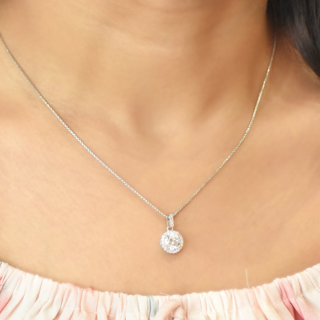 Gleaming Grace Pendant Set