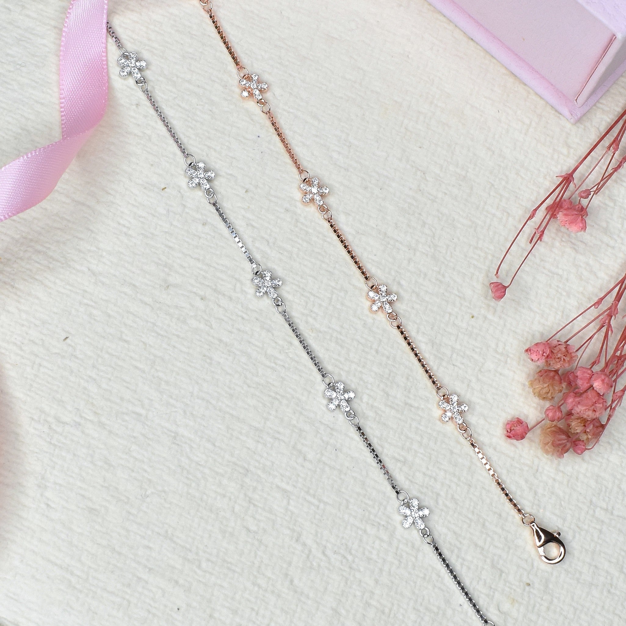 Tiny Flora Bracelet