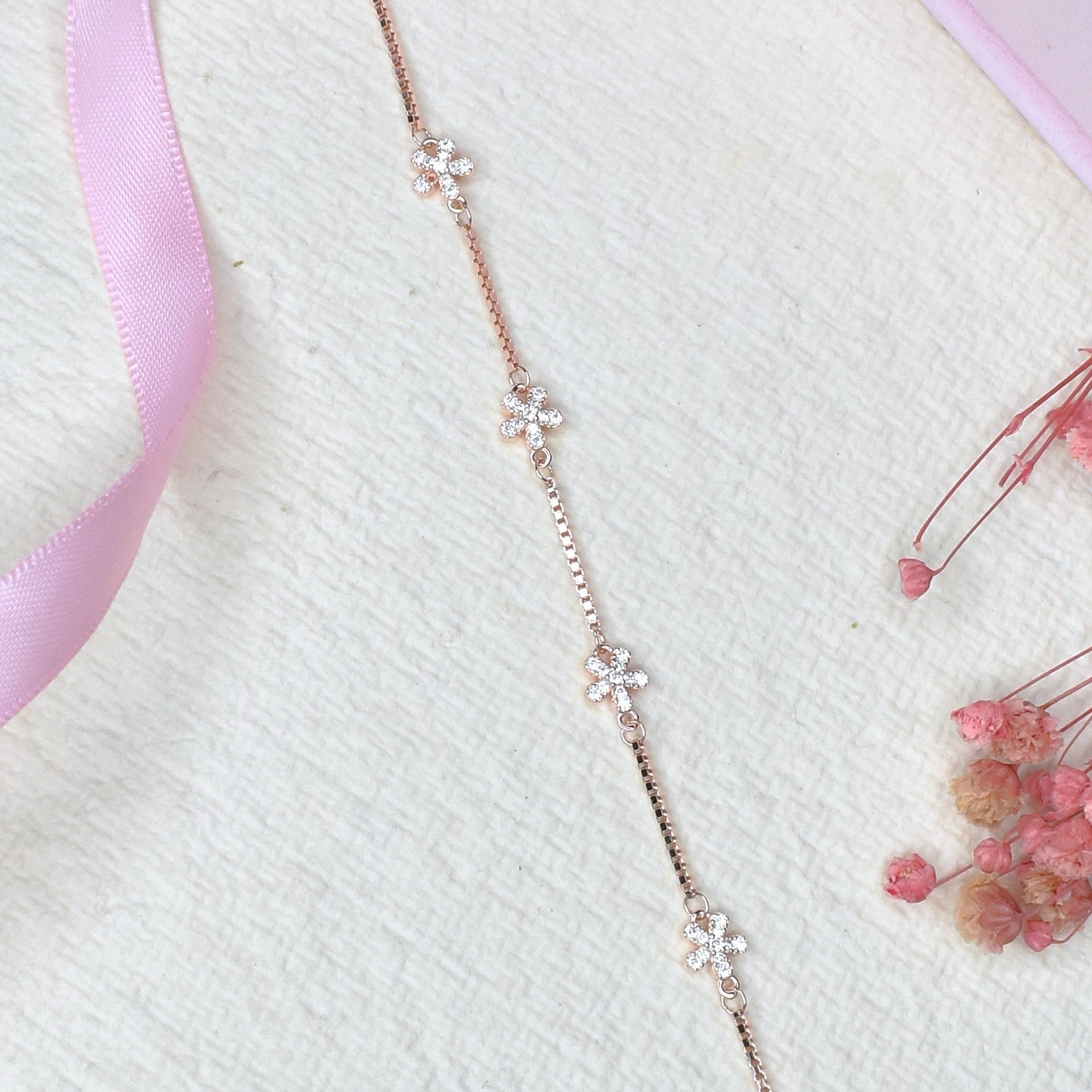 Tiny Flora Bracelet