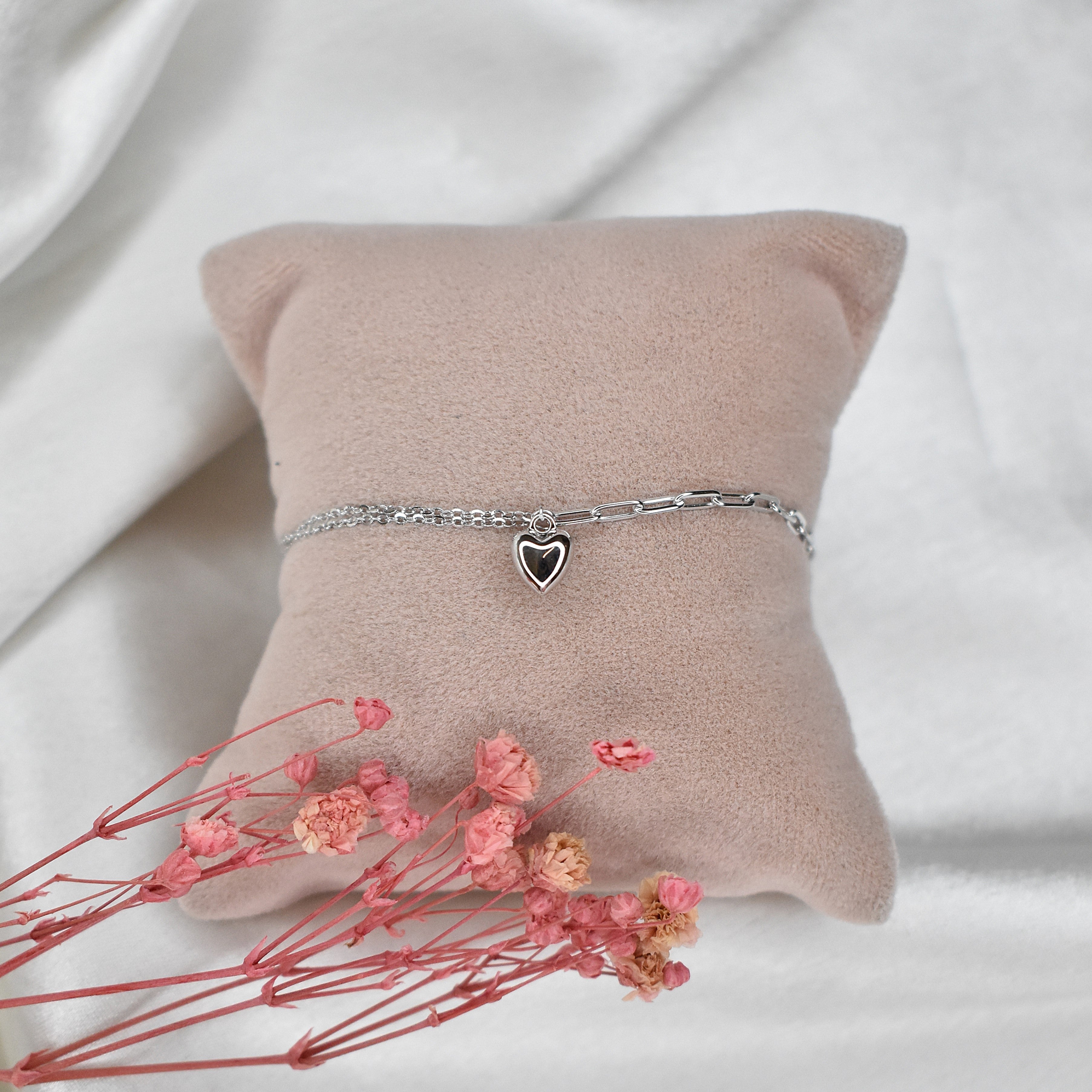 Minimal Heart Bracelet