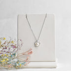 Pearl Encircle Pendant Chain
