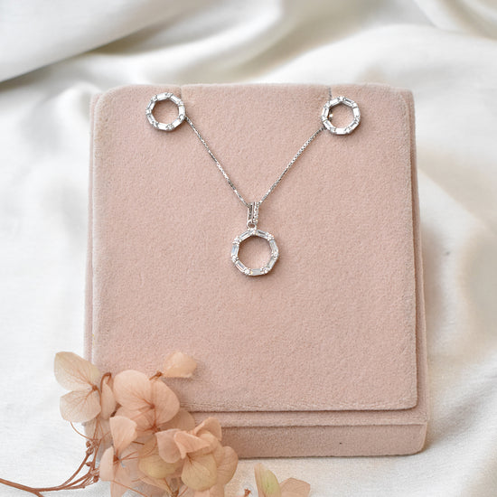 Crystal round Pendant Set