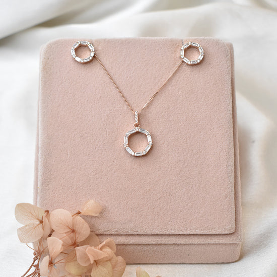 Crystal round Pendant Set