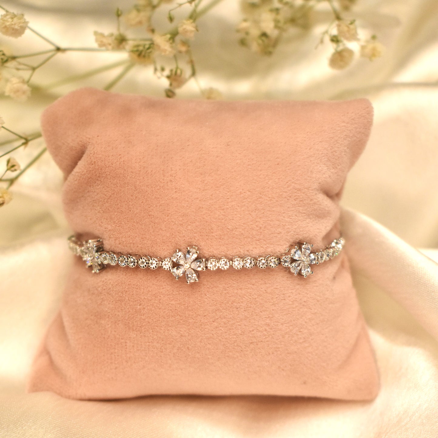 Floret Line Silver Bracelet