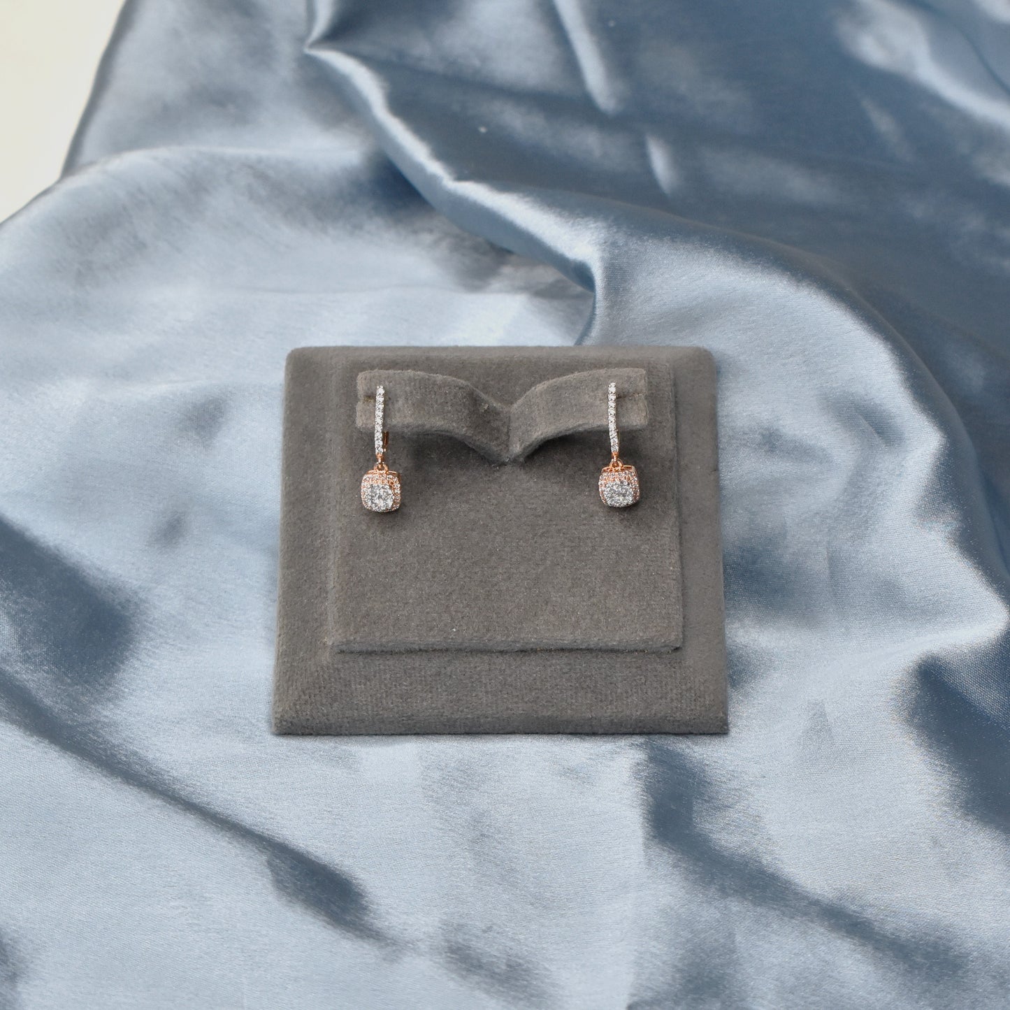 Nia Square Solitaire Bali