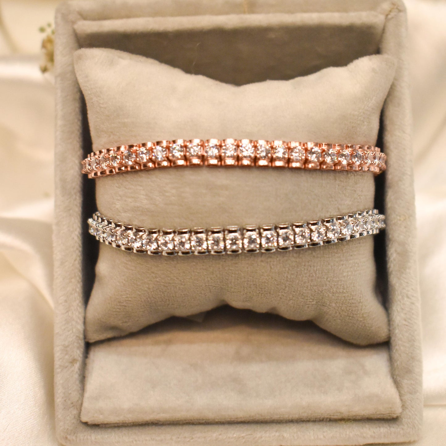 Classic Trail Dual Color Chain Bracelet