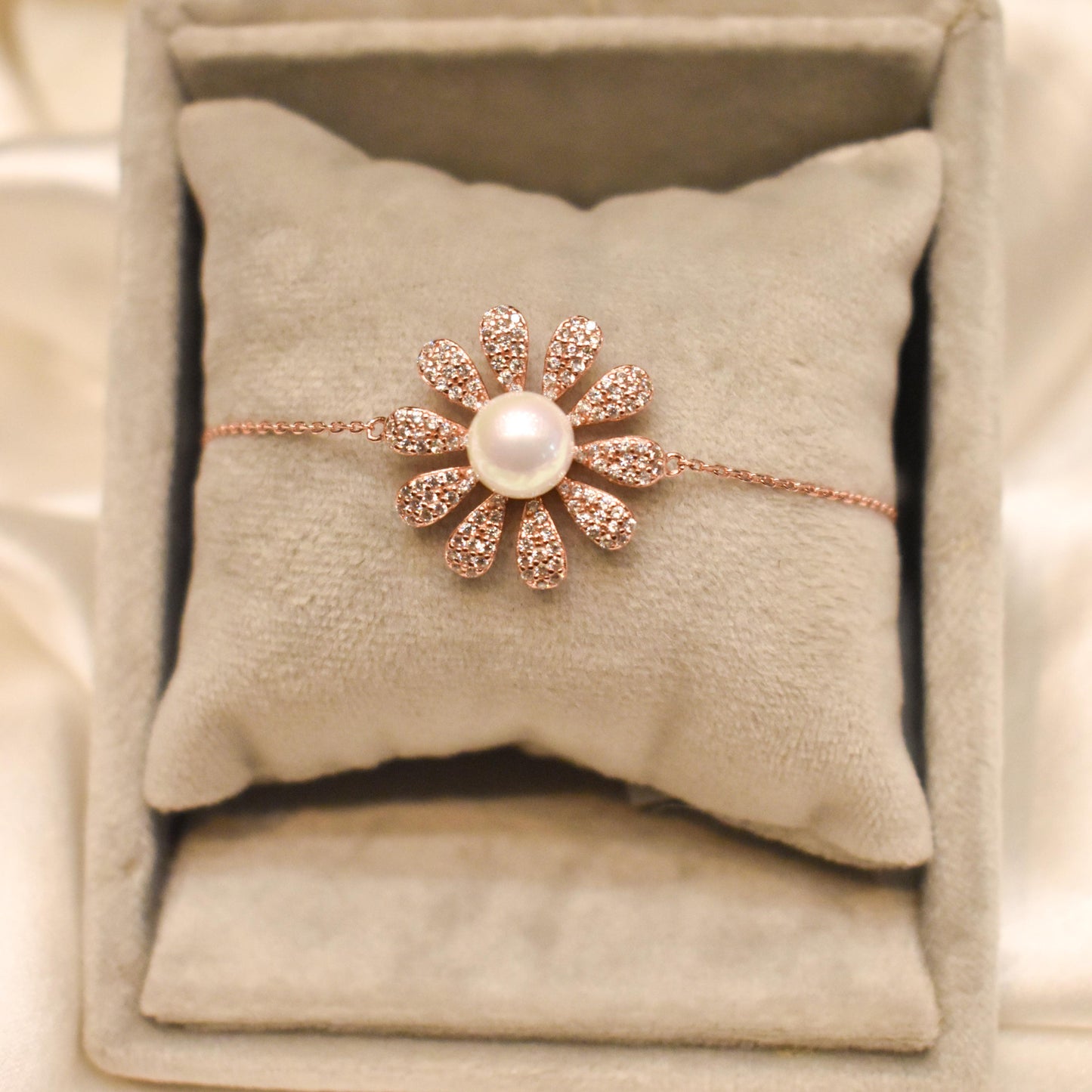 Big Flower Dual Color Adjustable Bracelet