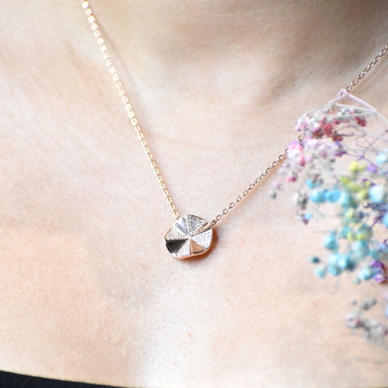 Chakra Rosegold Pendant Chain