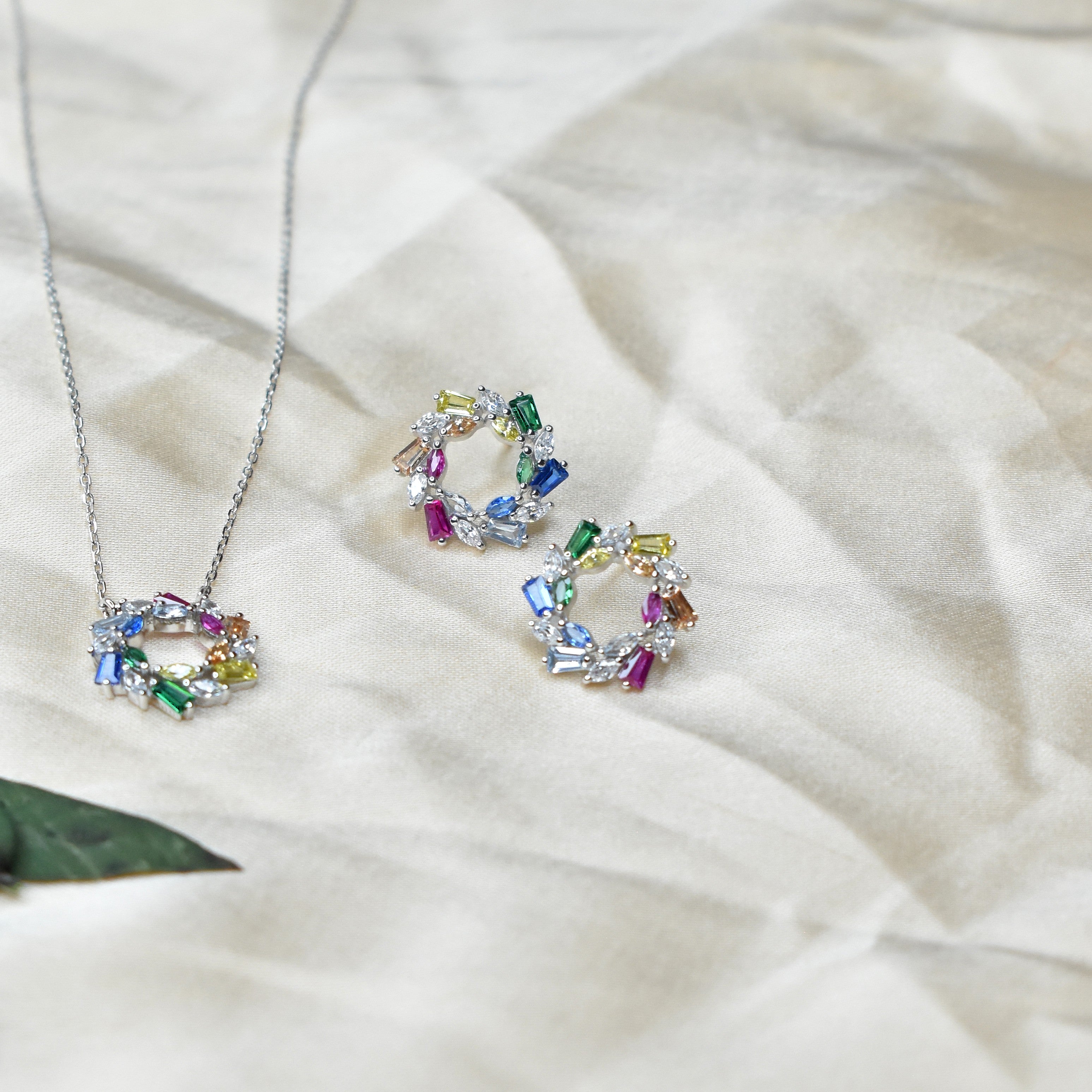 Joyful Pendant Set