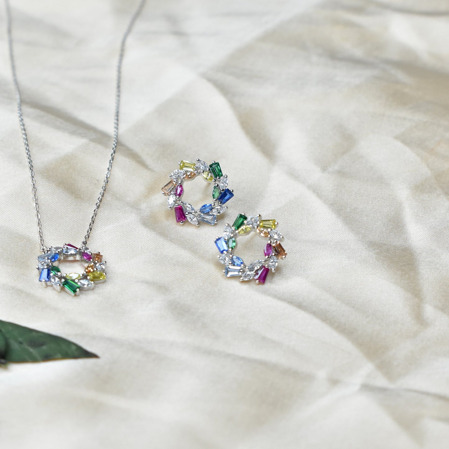 Joyful Pendant Set