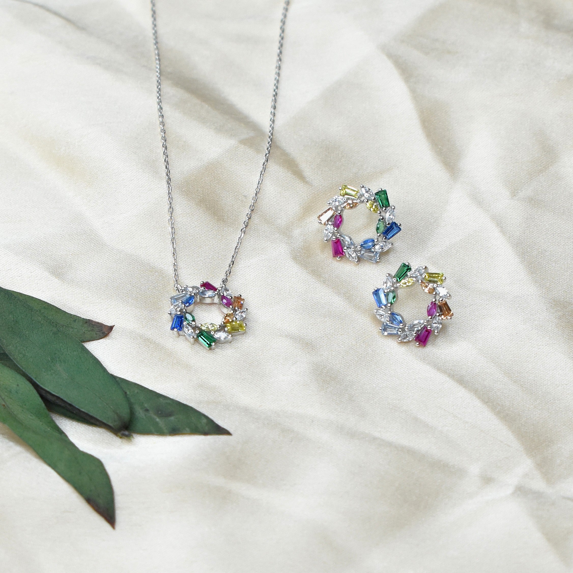 Joyful Pendant Set