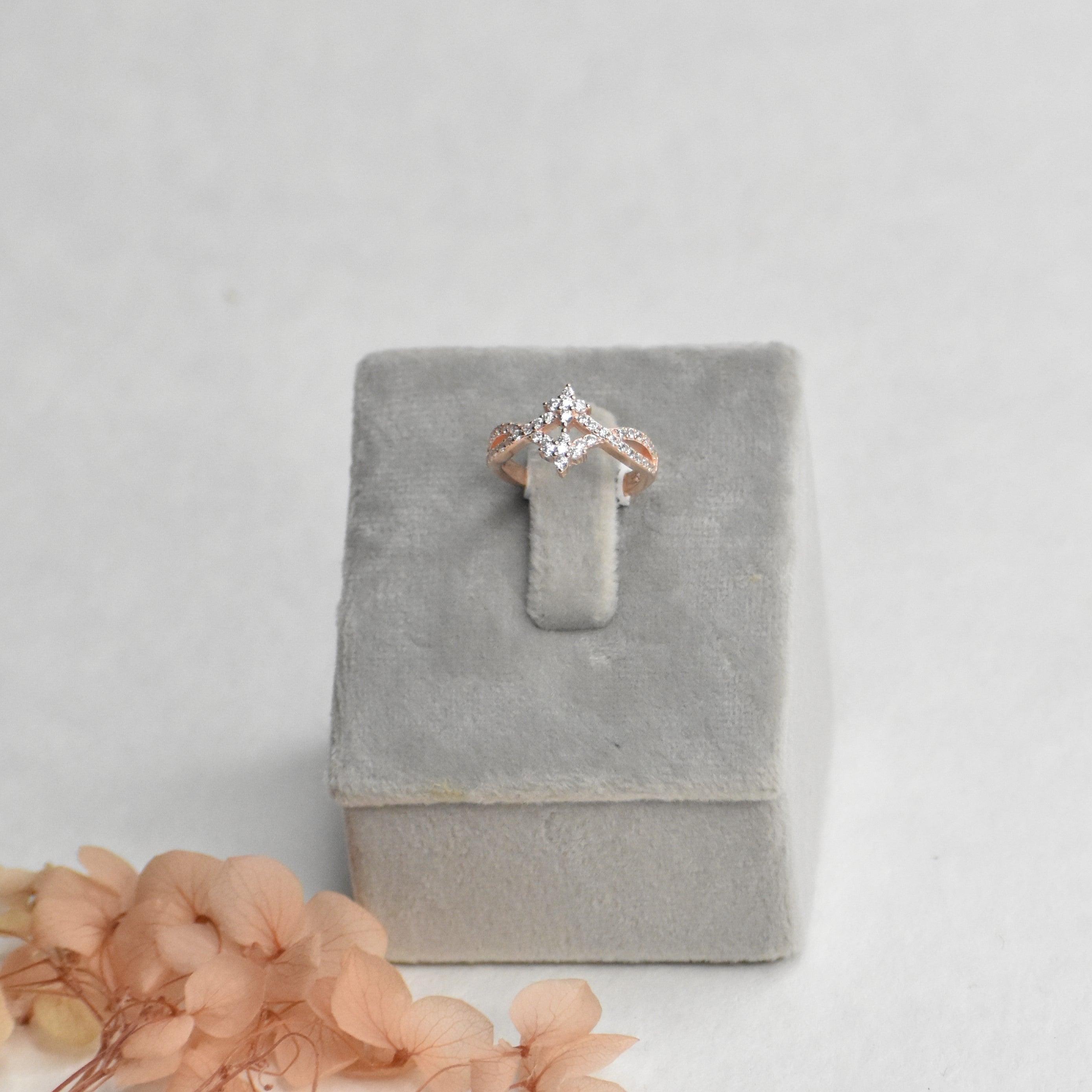 Elegant Dual Colored Ring