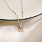 Encircle Dual Color Pendant Chain