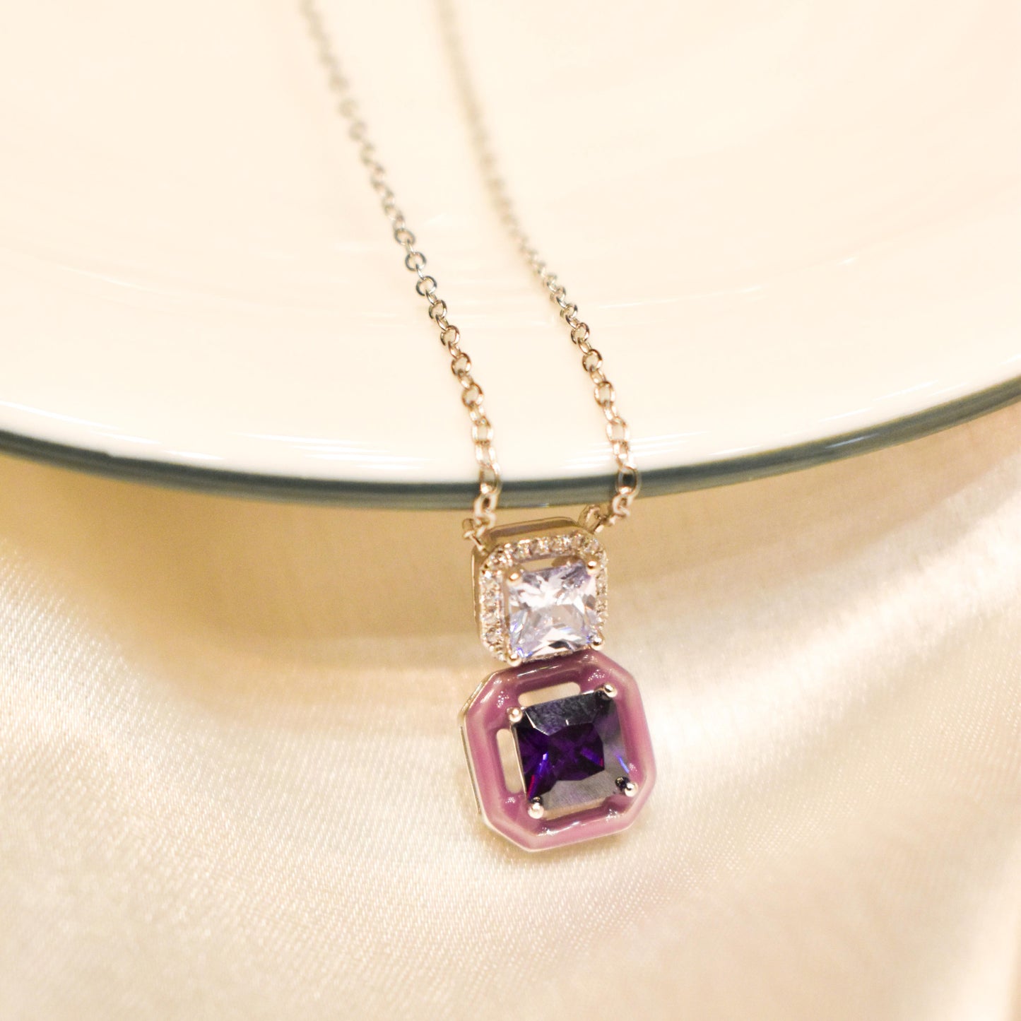 Lilac Pendant Chain