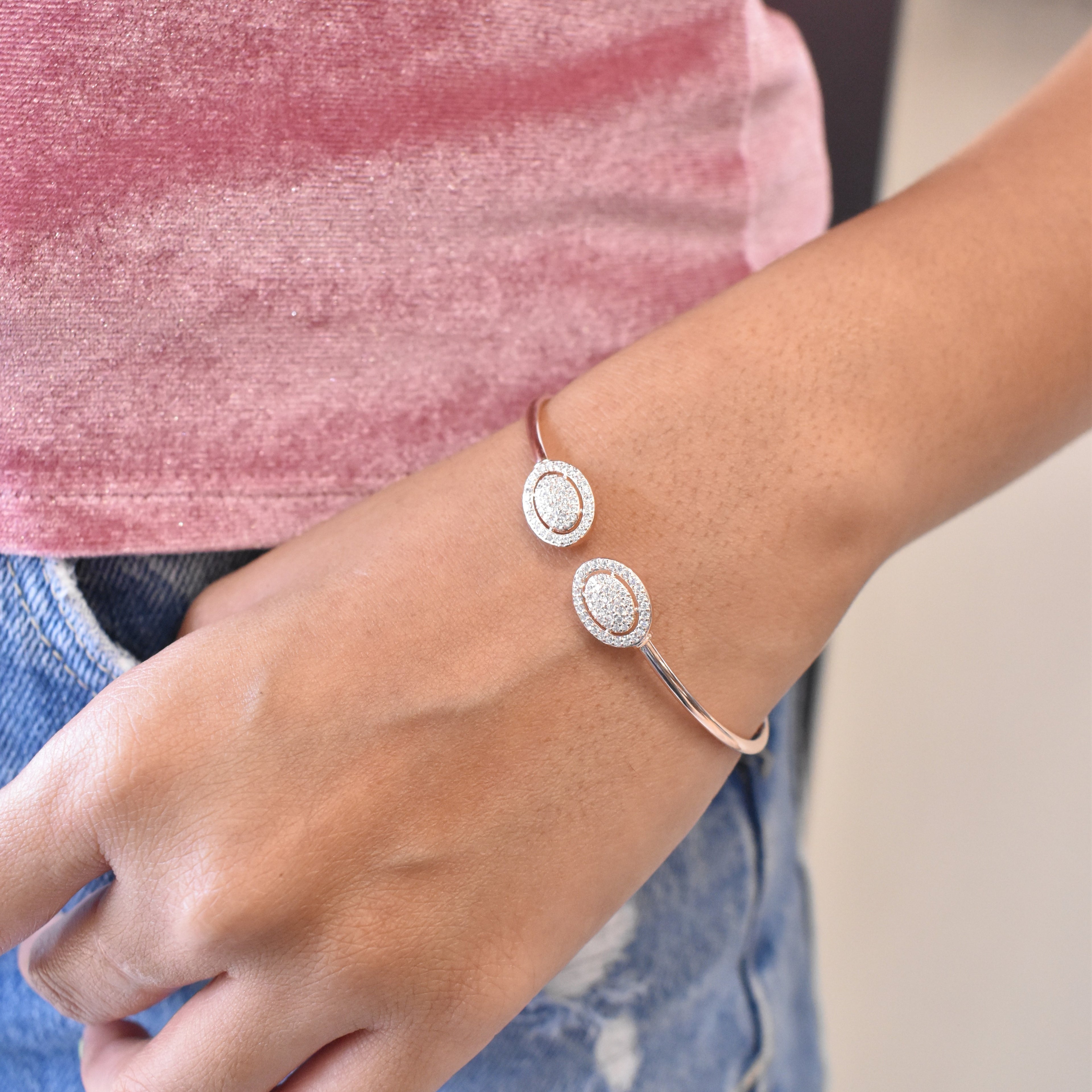Encircle Disk Dual Colored Kada Bracelet