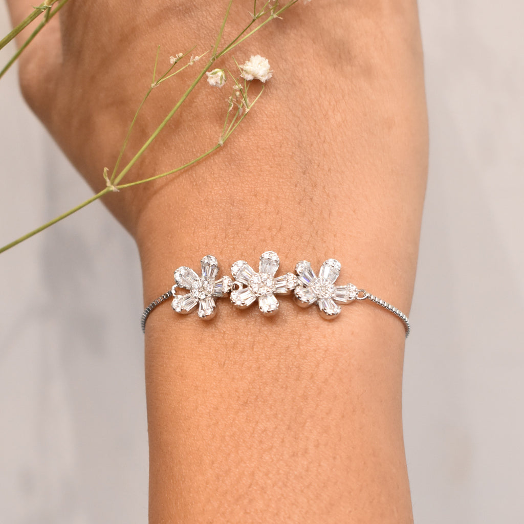 3 Flower Silver Chain Bracelet