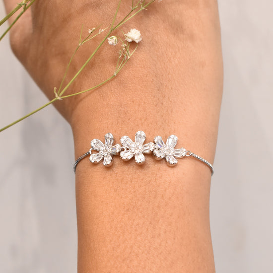 3 Flower Silver Chain Bracelet