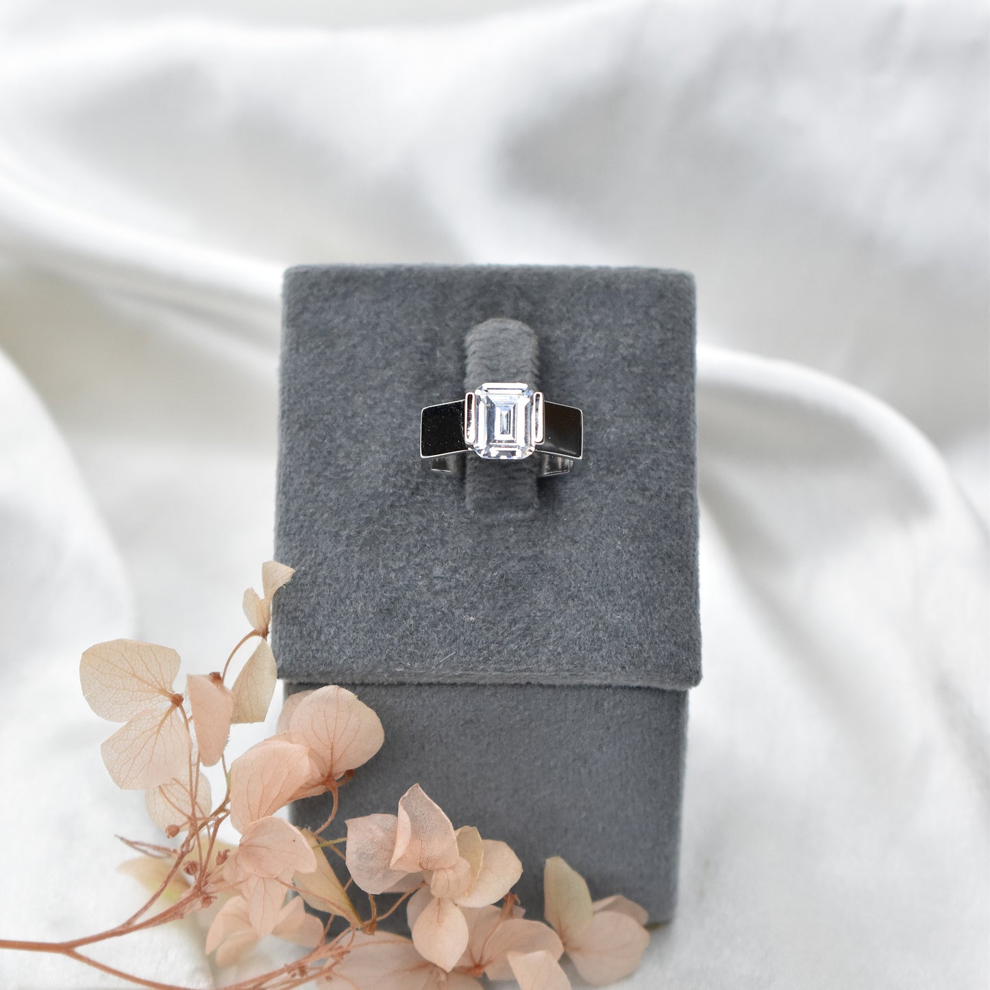 Bold Men's Ring
