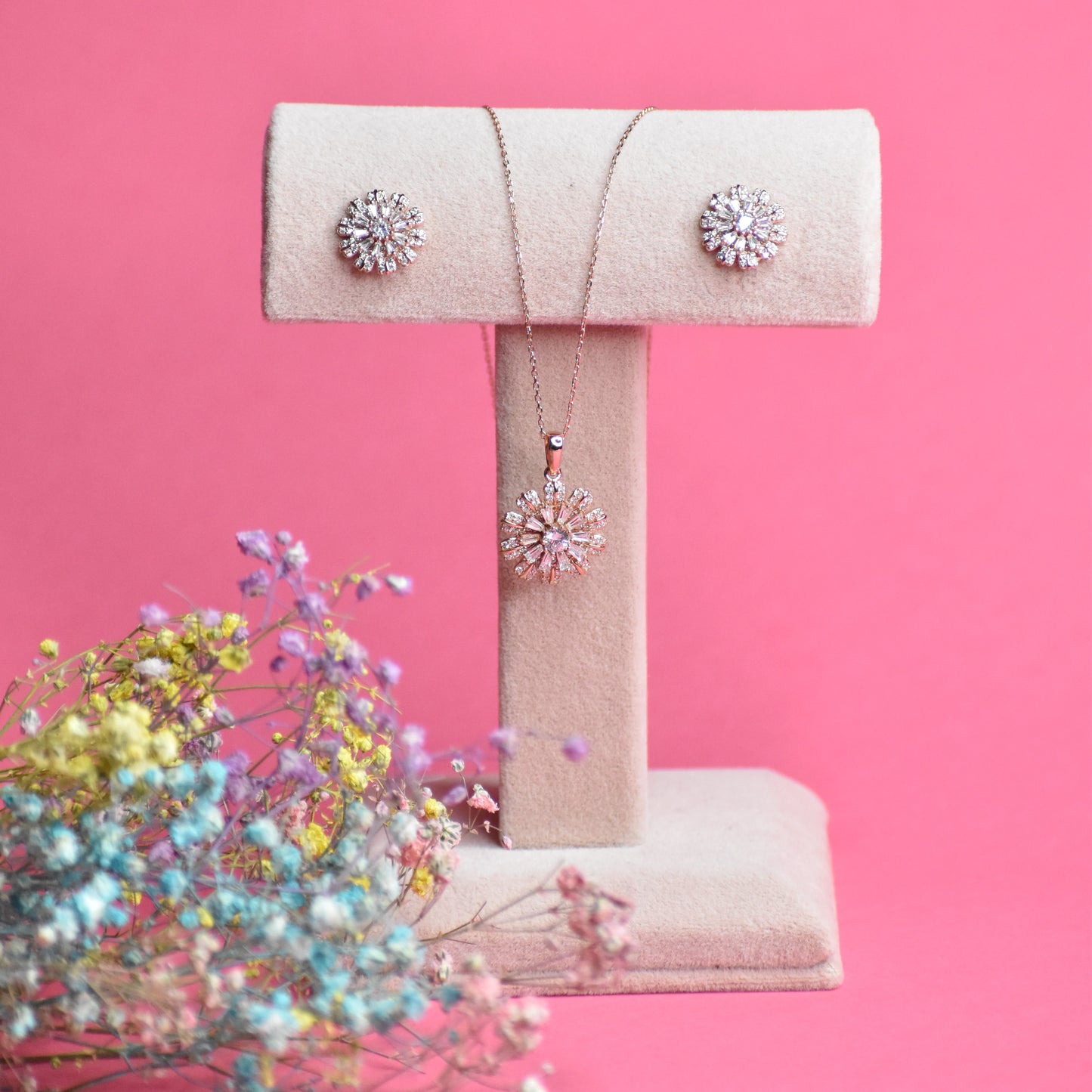 Dainty Rosegold Pendant Set