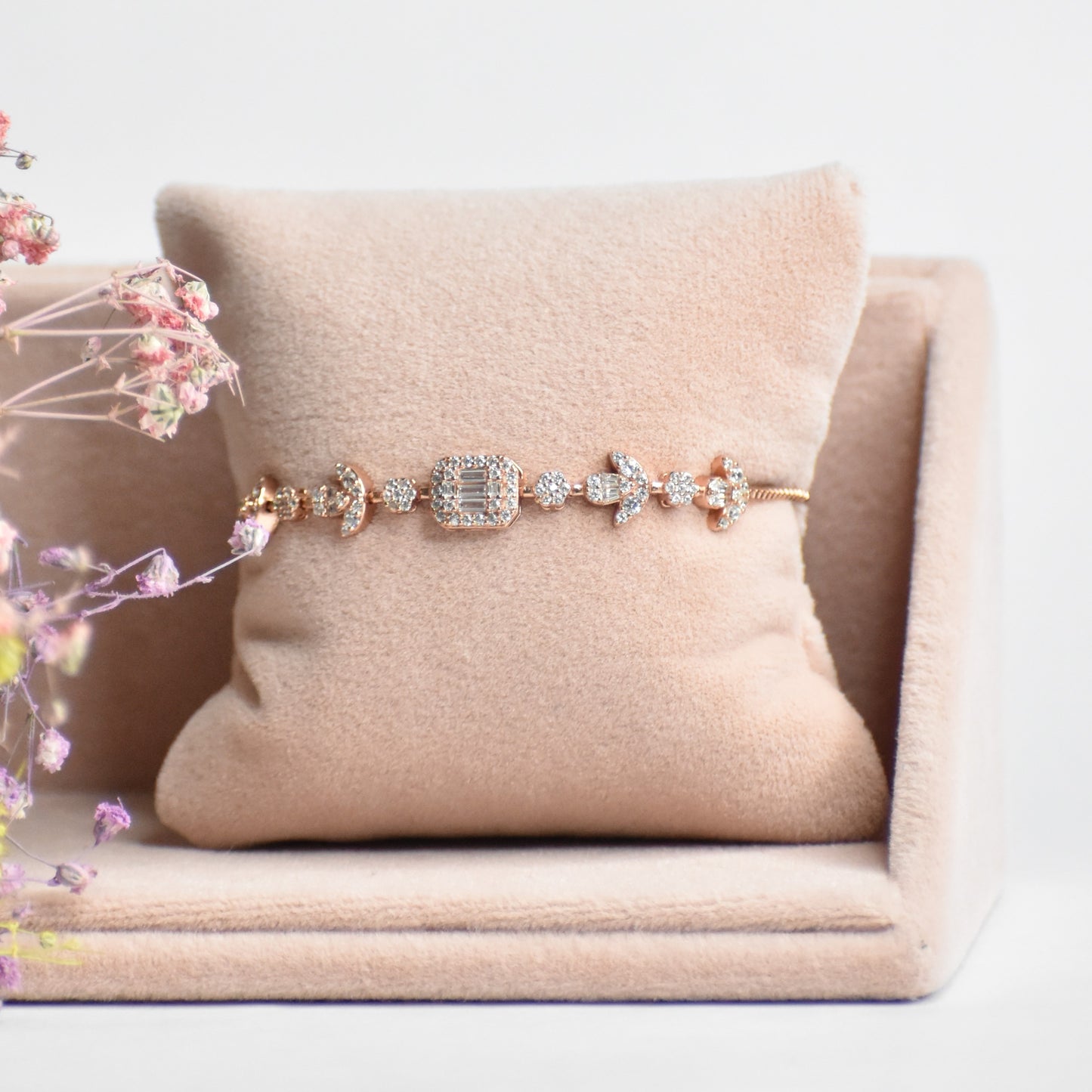 Beautiful Rosegold Chain Bracelet