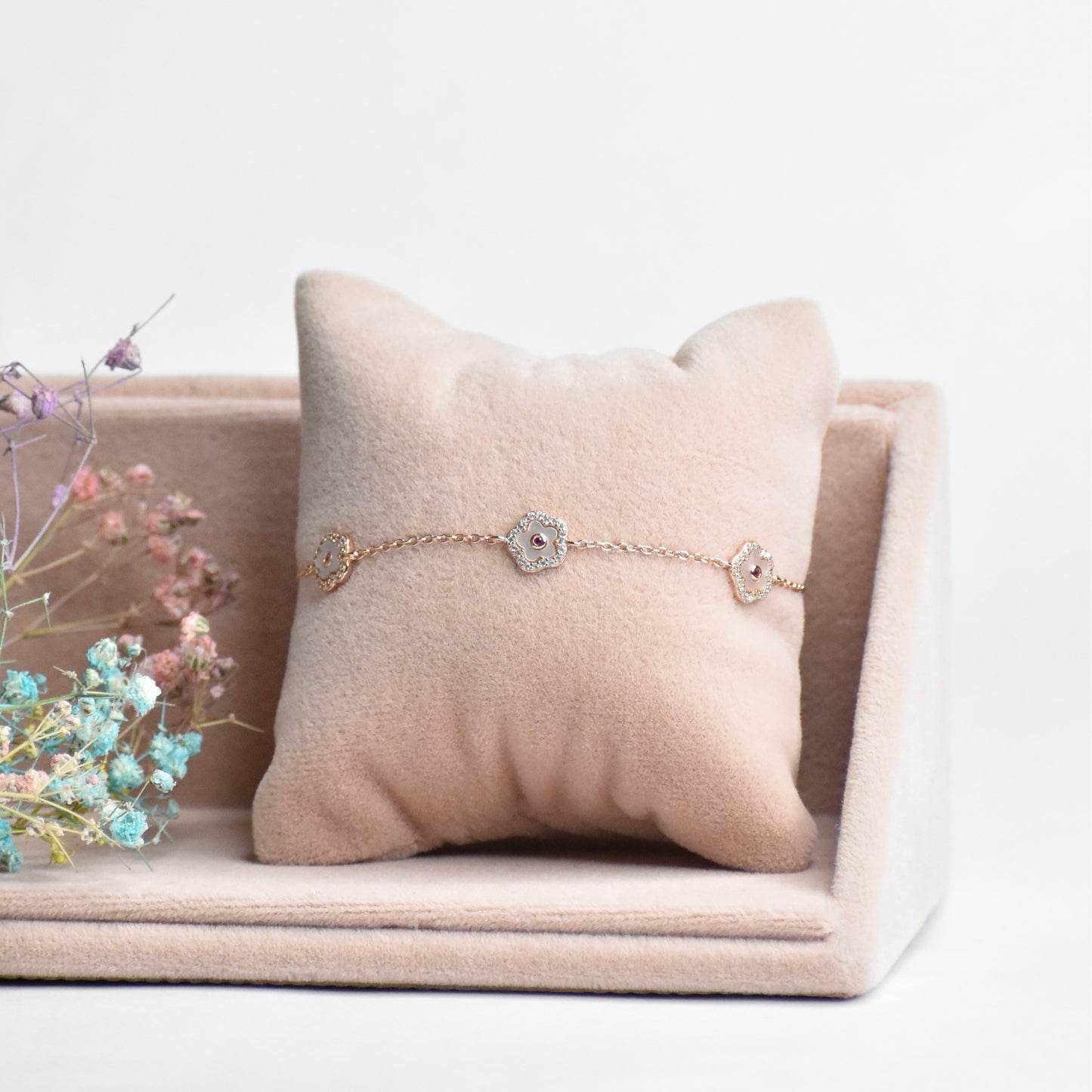 Dainty Floret Rosegold Chain Bracelet