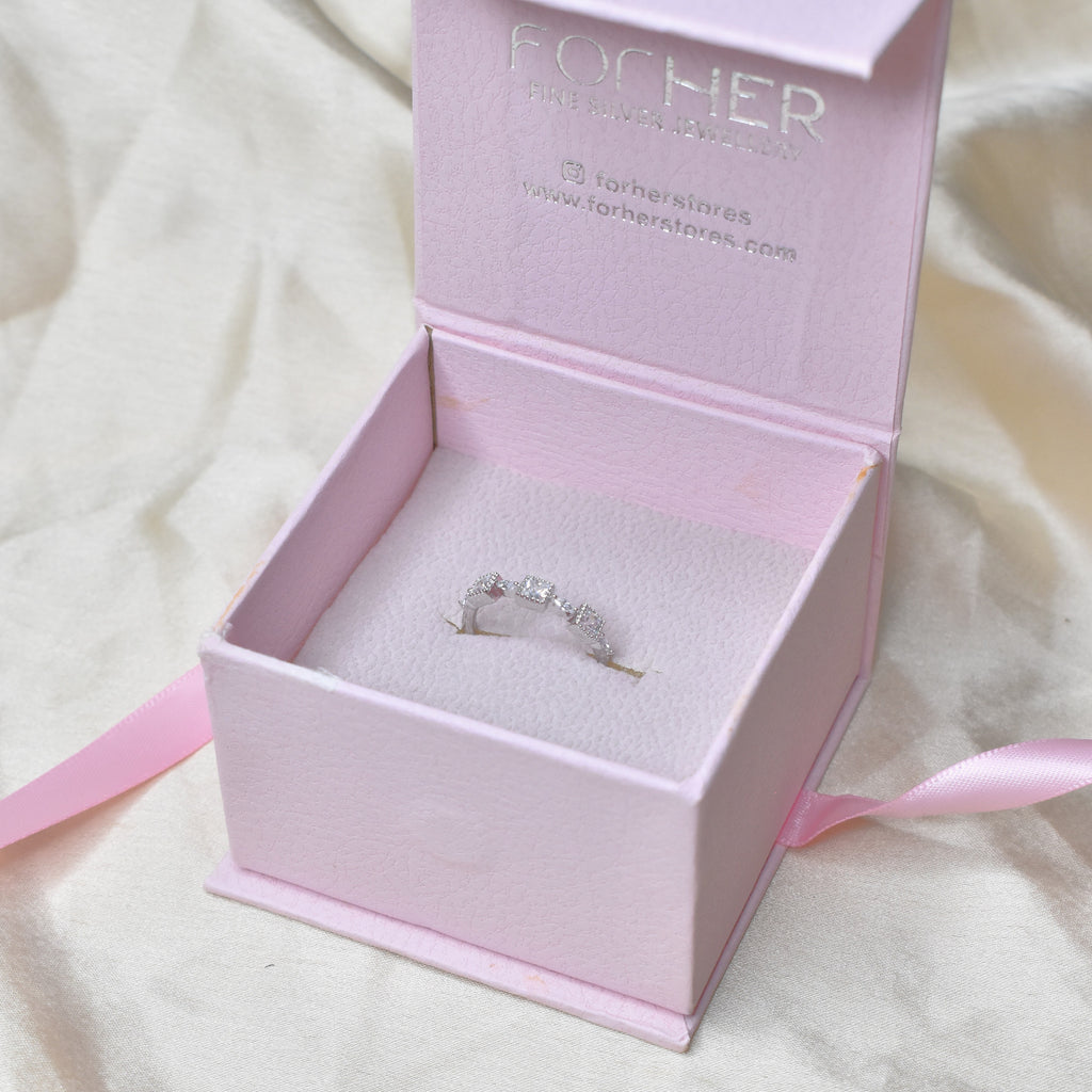 Cubic Solitaire Ring