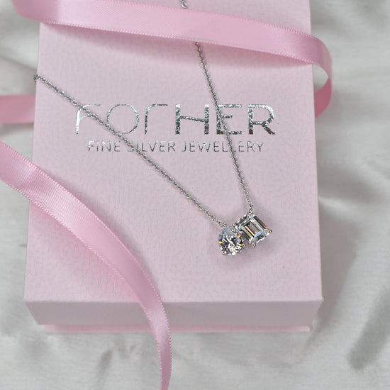 Tui Et Moi Pendant Chain
