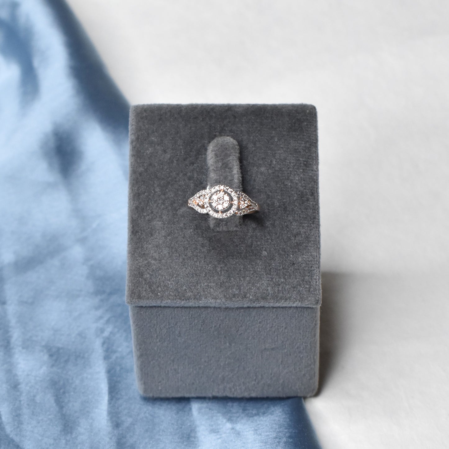 Nia Shine Ring