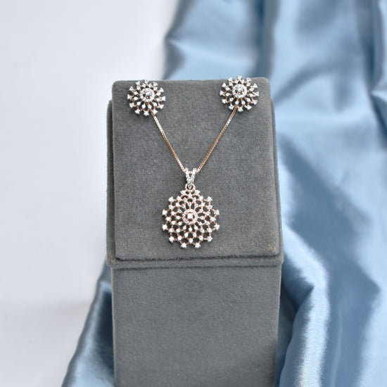 NIA Eclat Pendant Set