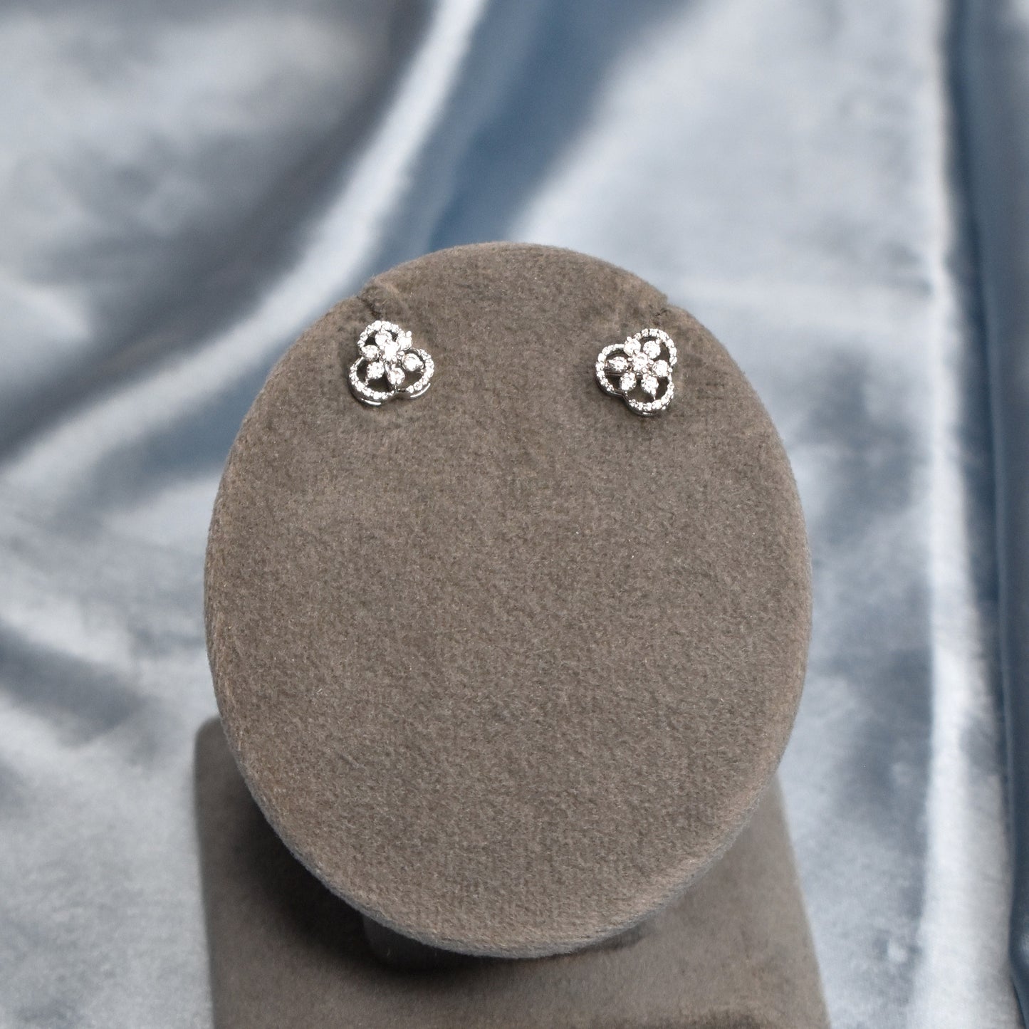 NIA Flora bloom Earrings