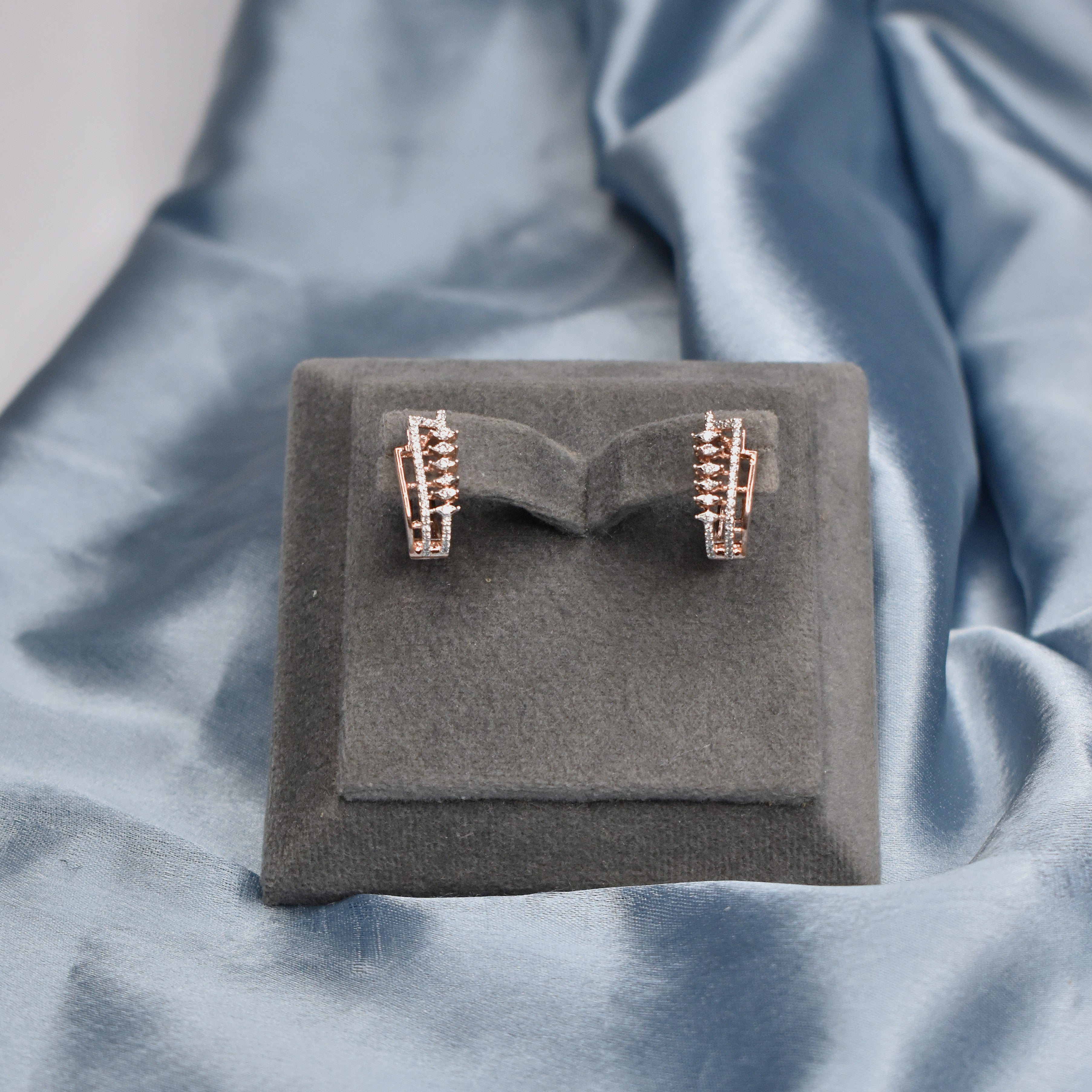 NIA Lustre Hoops