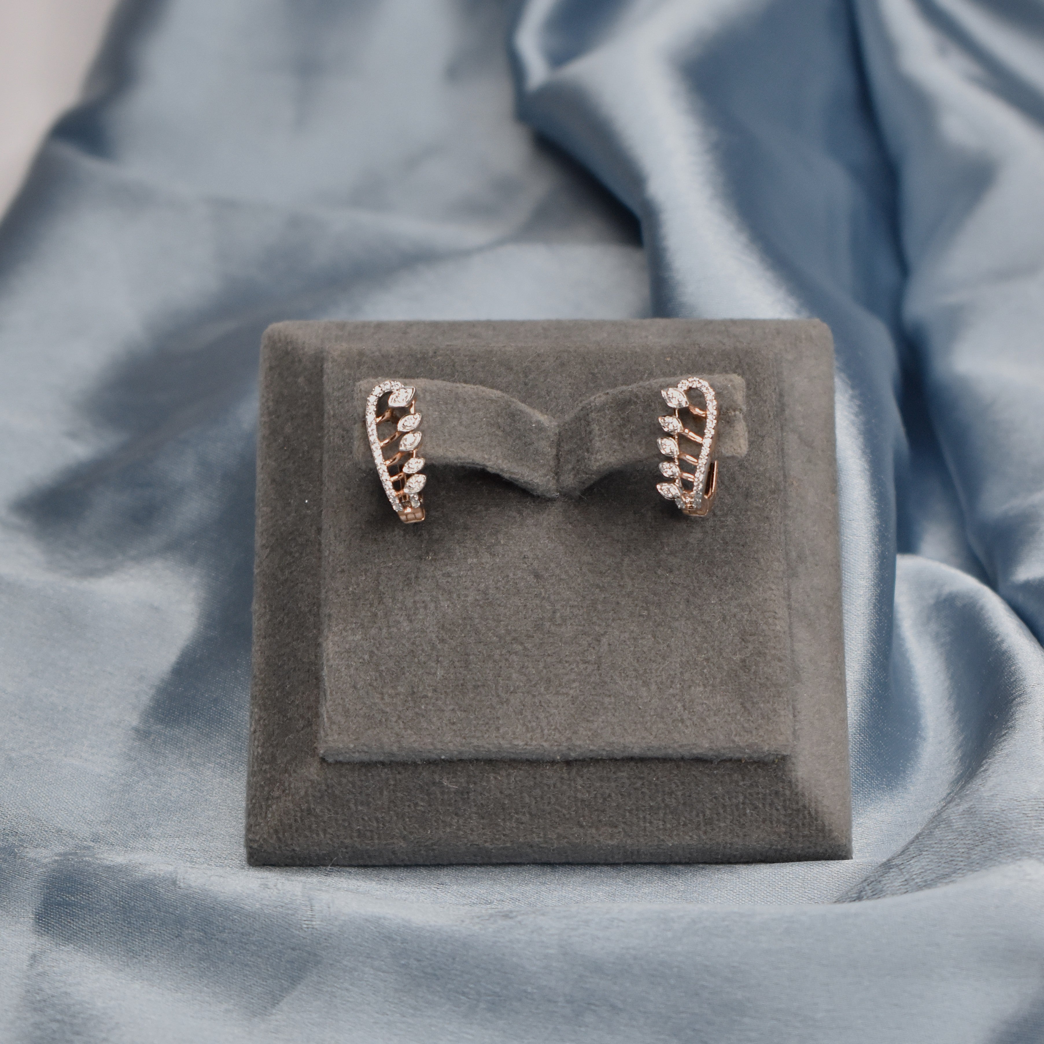 NIA Lustre Hoops