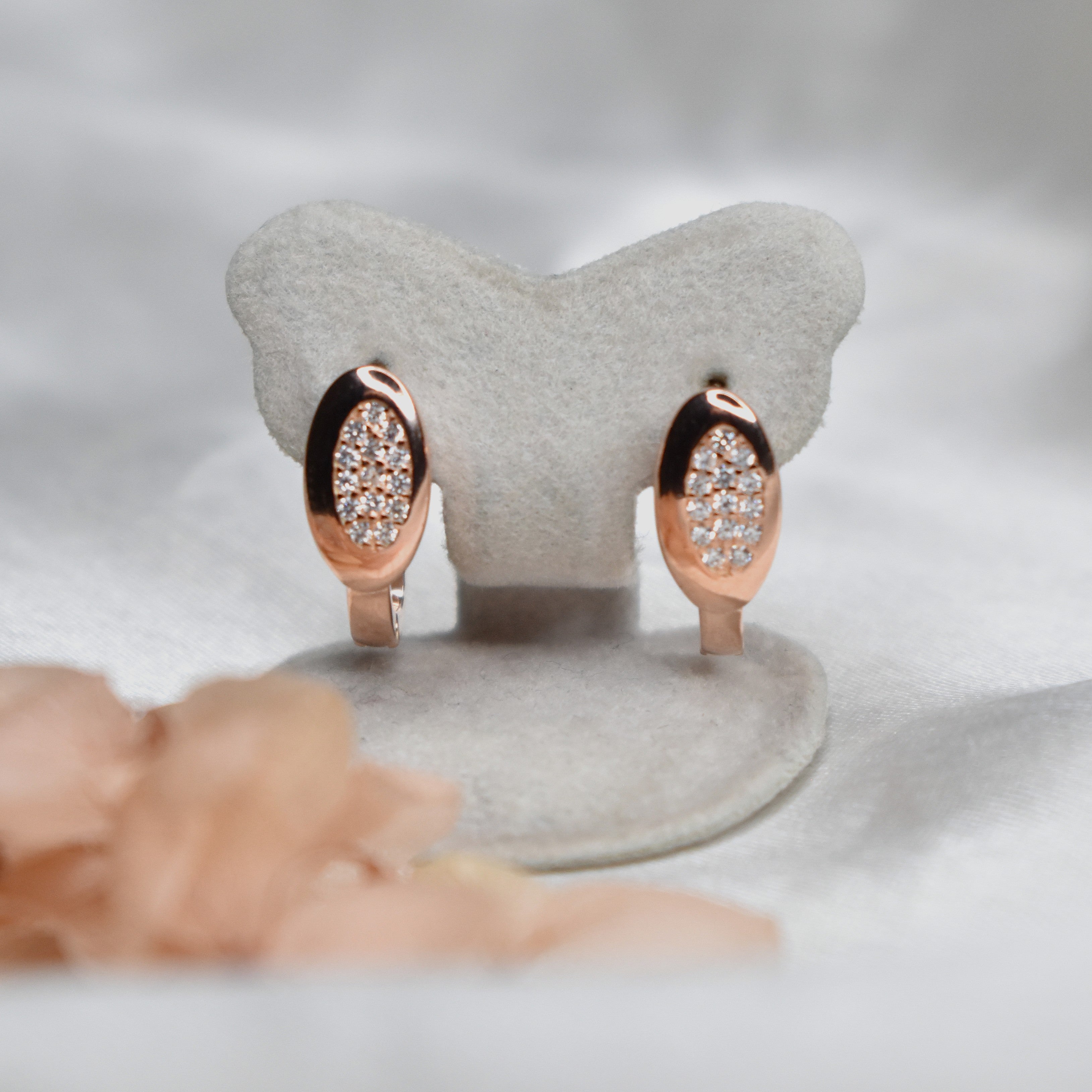 Alina Hoops