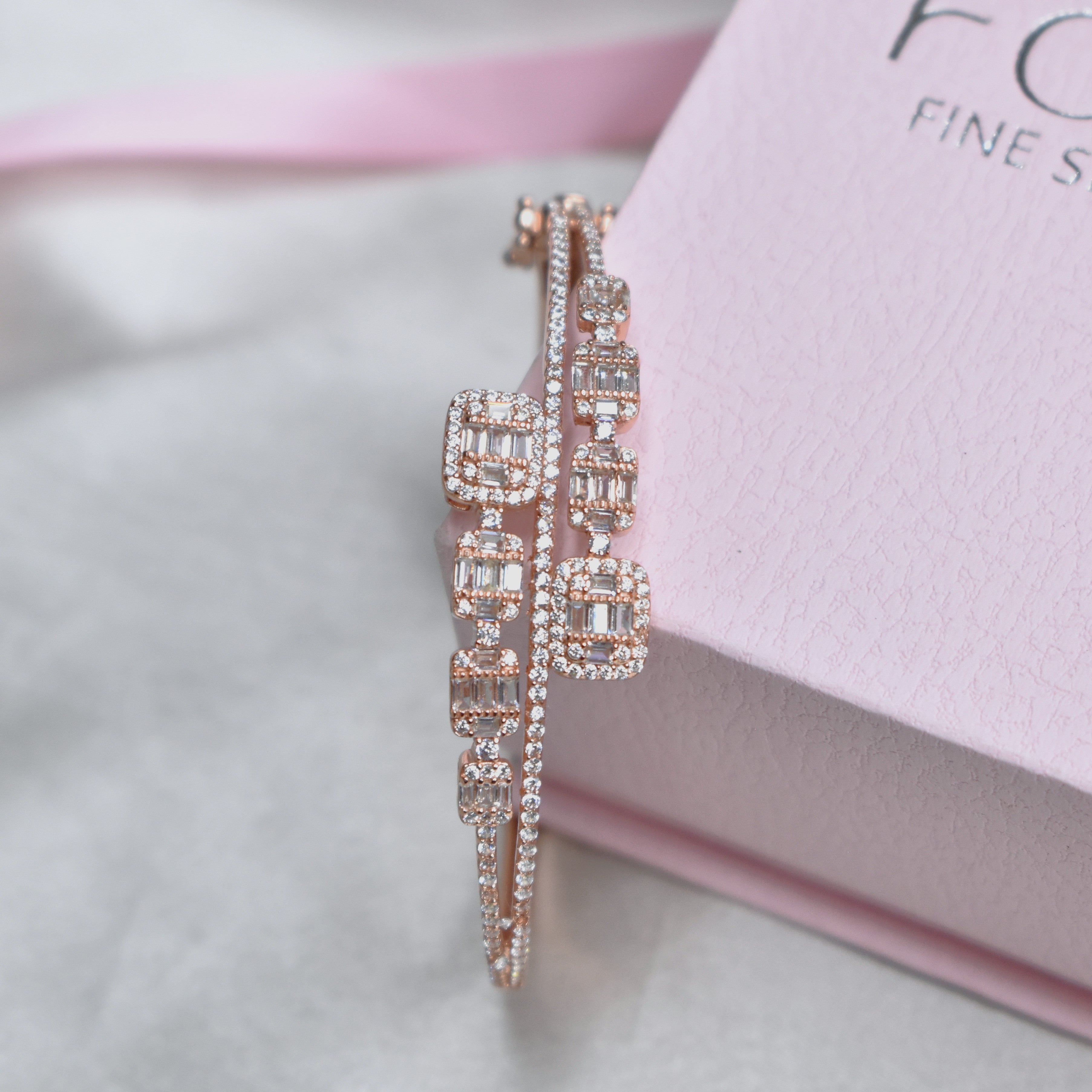 Gleam Kada Bracelet