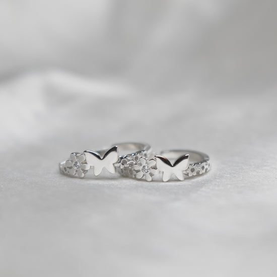 Sleek Butterfly Toe Rings