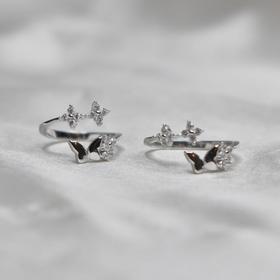 Fluttering Toe Rings