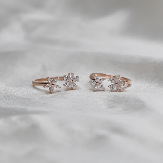 Bloom Toe Rings
