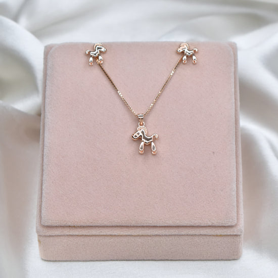 Cutsey Horse Pendant Set