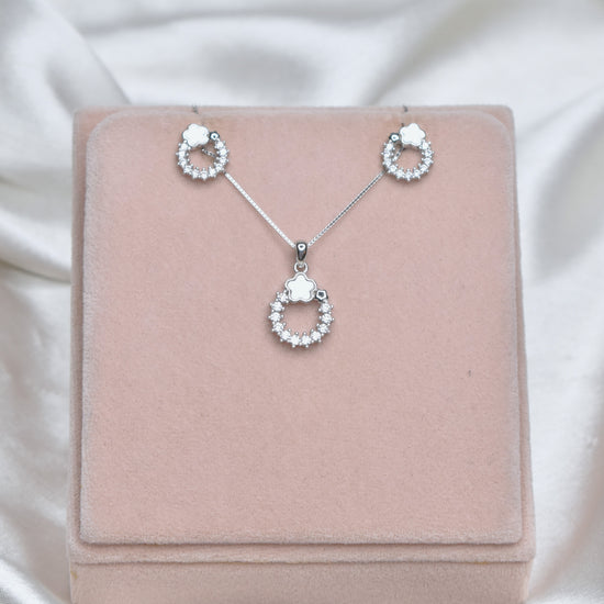 MOP Cloud Pendant Set