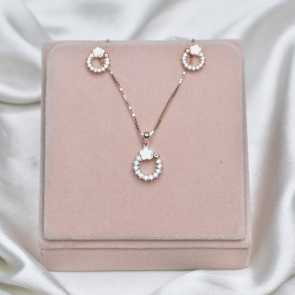 MOP Cloud Pendant Set