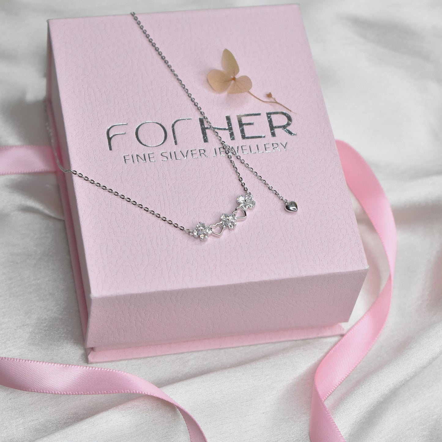 Bloom Heart Necklace